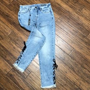 NWT BlankNYC High Rise Lace up Jeans